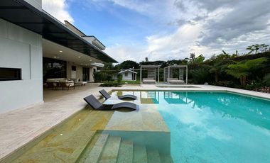 TE ALQUILO FINCA PALMA REAL EN COPACABANA LLAMANOS AL3052781248 DISFRUTA DE UN ENCANTADOR AMBIENTE DISPONIBILIDAD INMEDIATA