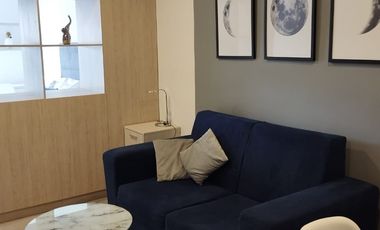 ARRIENDO APARTAESTUDIO AMOBLADO CON ADMON E INTERNET EN EL CENTRO DE BOGOTA