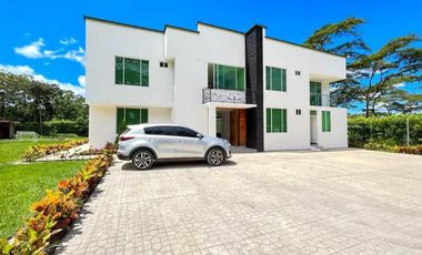 TE ALQUILO ESPECTACULAR FINCA LA CARLOTA EN BUCARAMANGA LLAMA AL3023096560 TE ESPERAMOS..