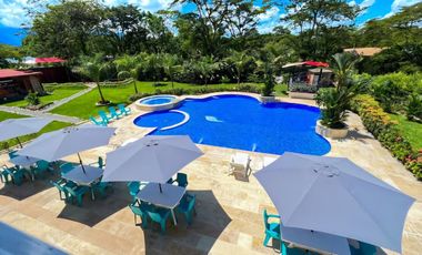 TE ALQUILO ESPECTACULAR FINCA LA CARLOTA EN BUCARAMANGA LLAMA AL3023096560 TE ESPERAMOS..