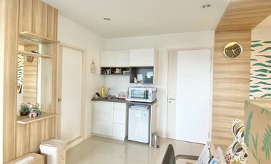 For Sale: Lumpini Park Beach Jomtien Condominium Seaside location, 6th floor, Building A Sea view, fully furnished and ready to move in.