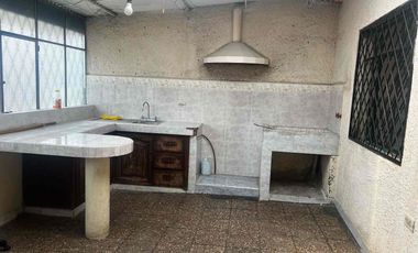 casa comercial en venta