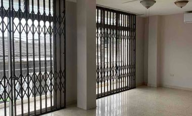 DEPARTAMENTO ALQUILER PRIMER PISO