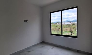 CASA NUEVA EN RENTA ZONA SUR LEÓN, GTO. ARZÚA QUINTA RESIDENCIAL A POCOS METROS DEL BLV. AEROPUERTO.