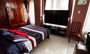 VENTA CASA BARRIO MADRIGAL