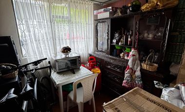 VENTA CASA BARRIO MADRIGAL