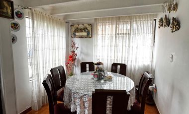 VENTA CASA BARRIO MADRIGAL
