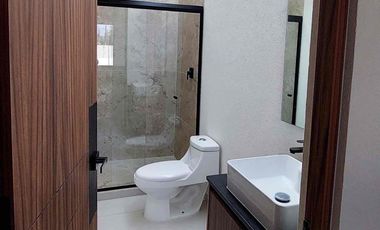 Casa Nueva en Venta en Bugambilias Clupster Residencial