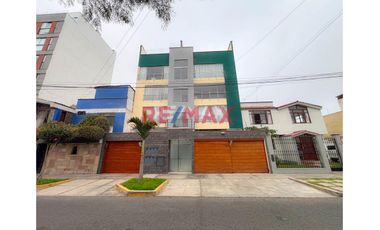 DEPARTAMENTO AMPLIO Y FUNCIONAL CERCA A LA UNIVERSIDAD RICARDO PALMA | SURCO