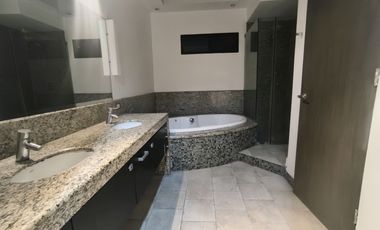 ALQUILER - DEPARTAMENTO 3 DORMITORIOS 3 BAÑOS - DORMITORIO DE SERVICIO Y BAÑO -  BAÑOS SOCIAL - SALA COMEDORY COCINA