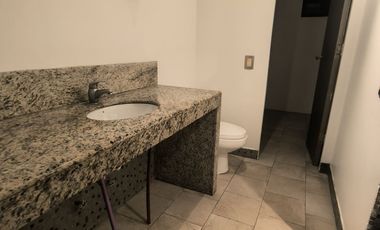 ALQUILER - DEPARTAMENTO 3 DORMITORIOS 3 BAÑOS - DORMITORIO DE SERVICIO Y BAÑO -  BAÑOS SOCIAL - SALA COMEDORY COCINA