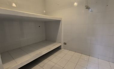 ALQUILER - DEPARTAMENTO 3 DORMITORIOS 3 BAÑOS - DORMITORIO DE SERVICIO Y BAÑO -  BAÑOS SOCIAL - SALA COMEDORY COCINA