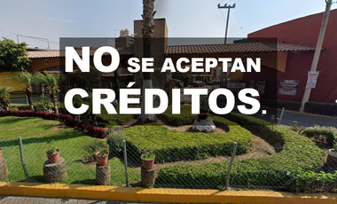 GJL.- CASA EEN CONDOMINIO ADJUDICADA EN VENTA EN LA CALLE PALMERA ROJA 3 COLONIA HACIENDA LAS PALMAS I Y II