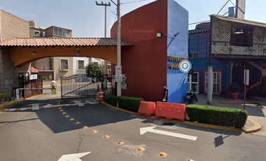 GJL.- CASA EEN CONDOMINIO ADJUDICADA EN VENTA EN LA CALLE PALMERA ROJA 3 COLONIA HACIENDA LAS PALMAS I Y II