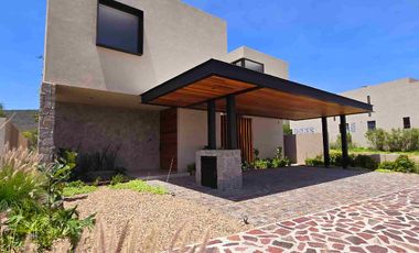 Casa en venta en Altozano