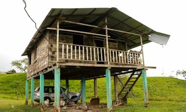 Vendo Hacienda de 37 Hectáreas en San Miguel de Los Bancos.