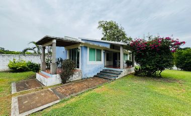 Casa de Descanso en Veracruz con Alberca y Salida Al Río Loc. La Posta