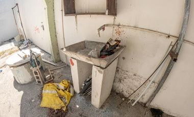 TERRENO CON CONSTRUCCION EN VENTA EN CIUDAD DEL CARMEN. COL. TACUBAYA