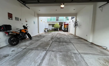 VENDO CASA EN ADALBERTO TEJEDA. AL SU DE LA CIUDAD DE BOCA DEL RIO