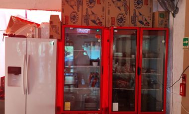 LOCAL COMERCIAL EN RENTA EN GUADALUPE NL, ZONA CENTRO, A 2 CUADRAS DE AV. B JUAREZ, AMUEBLADO Y EQUIPADO PARA OPERAR, ABIERTOS A CAMBIAR GIRO