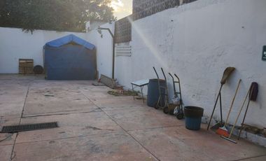 LOCAL COMERCIAL EN RENTA EN GUADALUPE NL, ZONA CENTRO, A 2 CUADRAS DE AV. B JUAREZ, AMUEBLADO Y EQUIPADO PARA OPERAR, ABIERTOS A CAMBIAR GIRO