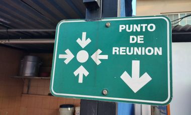 RESTAURANTE EN RENTA EN GUADALUPE NUEVO LEON, ZONA COL CENTRO, A 2 CUADRAS DE AV. B JUAREZ, AMUEBLADO Y EQUIPADO PARA OPERAR DE INMEDIATO,, ELIJA GIRO