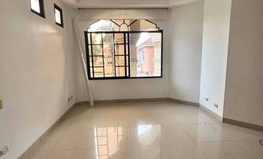 SAMBORONDÓN KM1.5, Alquilo Amplio departamento  con vista al lago 3 dorm $1150