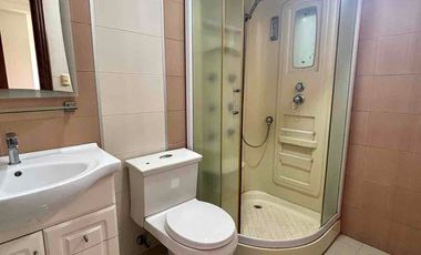 SAMBORONDÓN KM1.5, Alquilo Amplio departamento  con vista al lago 3 dorm $1150