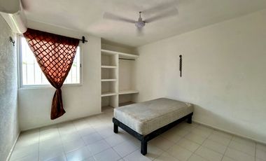 Casa semiamueblada en renta en Jardines del Norte en Mérida Yucatán