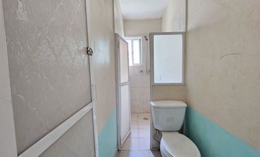 RENTO LOCAL EN PLANTA BAJA, PARA EMPRESA QUE REQUIERA MUCHO ESPACIO