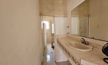 RENTO LOCAL EN PLANTA BAJA, PARA EMPRESA QUE REQUIERA MUCHO ESPACIO