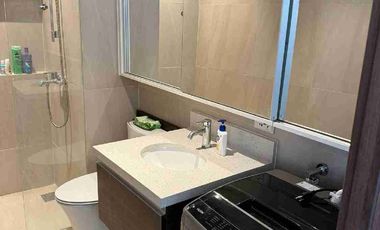 fully furnished 1 bedroom with balcony