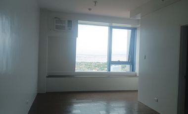 FOR SALE! Below Market Value 33.61 sqm Bare Studio Condo Unit at Entrata Alabang