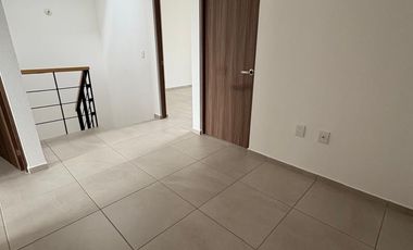 Comoda casa nueva en Aurea Residencial Toluca zona Santin aeropuerto