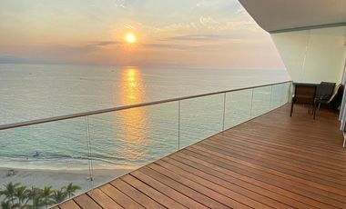 Departamento de lujo en Icon Vallarta con acceso a playa – 4 recámaras y amenidades exclusivas.