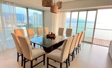 Departamento de lujo en Icon Vallarta con acceso a playa – 4 recámaras y amenidades exclusivas.