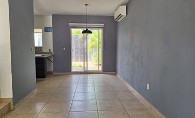Casa en renta en la Joya cerca del centro Maya en Playa del Carmen, Quintana Roo