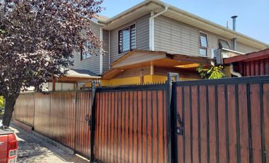 Amplia Casa En Puente Alto- Ciudad Del Sol - Barrio Portugal