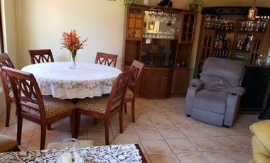 Amplia Casa En Puente Alto- Ciudad Del Sol - Barrio Portugal