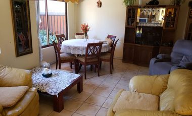 Amplia Casa En Puente Alto- Ciudad Del Sol - Barrio Portugal