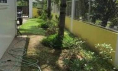 Rest House With Beautiful Garden and Spacious Lot in Tarlac City