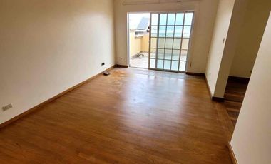 RENTO majuestuosa casa en zona dorada