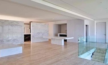 Penthouse en Venta con Roof Garden y Jardines Privados – Torre Vedana, Valle del Porto