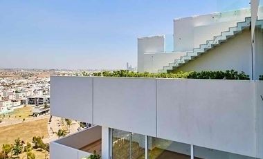 Penthouse en Venta con Roof Garden y Jardines Privados – Torre Vedana, Valle del Porto