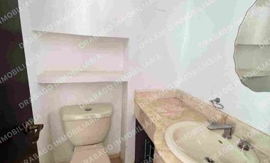 Casa en renta en privada con seguridad en Gran Santa Fe