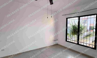 Casa en renta en privada con seguridad en Gran Santa Fe