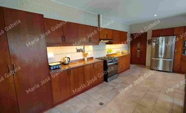 EN VENTA CASA DE LUJO DE 1 PLANTA, DE 4 DORMOTORIOS Y UNA SUITE  CON ESTUDIO, EN PIFO, A 5MIN DE LA RUTA VIVA