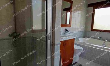 EN VENTA CASA DE LUJO DE 1 PLANTA, DE 4 DORMOTORIOS Y UNA SUITE  CON ESTUDIO, EN PIFO, A 5MIN DE LA RUTA VIVA