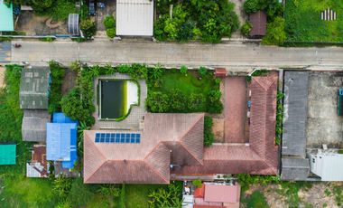 Urgent Sale! Spacious 3-Storey House with Private Pool on 1,424 sq.m. Land in the Heart of Khu Khot  3 Floors | 7 Bedrooms | 7 Parking Spaces