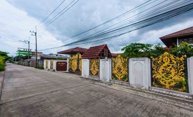 Urgent Sale! Spacious 3-Storey House with Private Pool on 1,424 sq.m. Land in the Heart of Khu Khot  3 Floors | 7 Bedrooms | 7 Parking Spaces